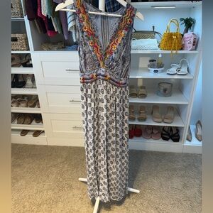 Embroidered blue midi dress with floral details size medium